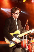 Photo 4973: Darren Percival at Caloundra Music Festival 2012